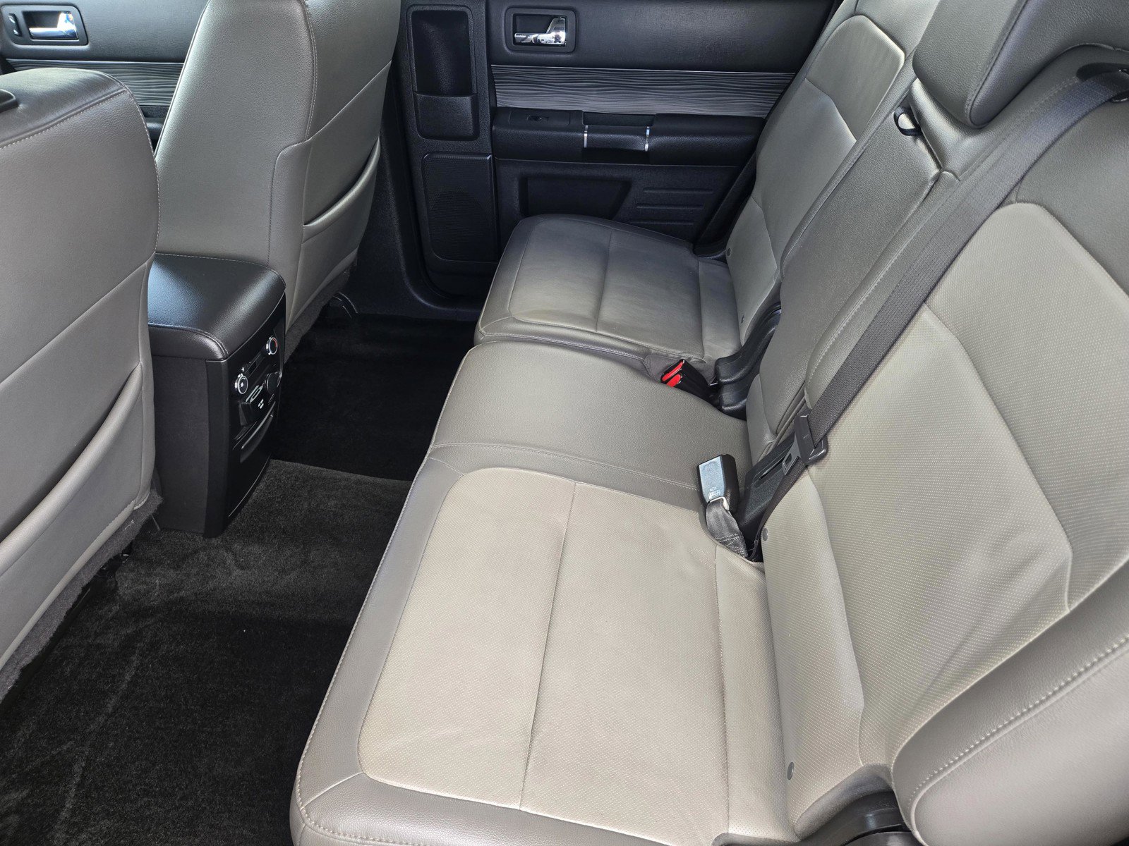 Used 2018 Ford Flex SEL w/ Equipment Group 202A image 8