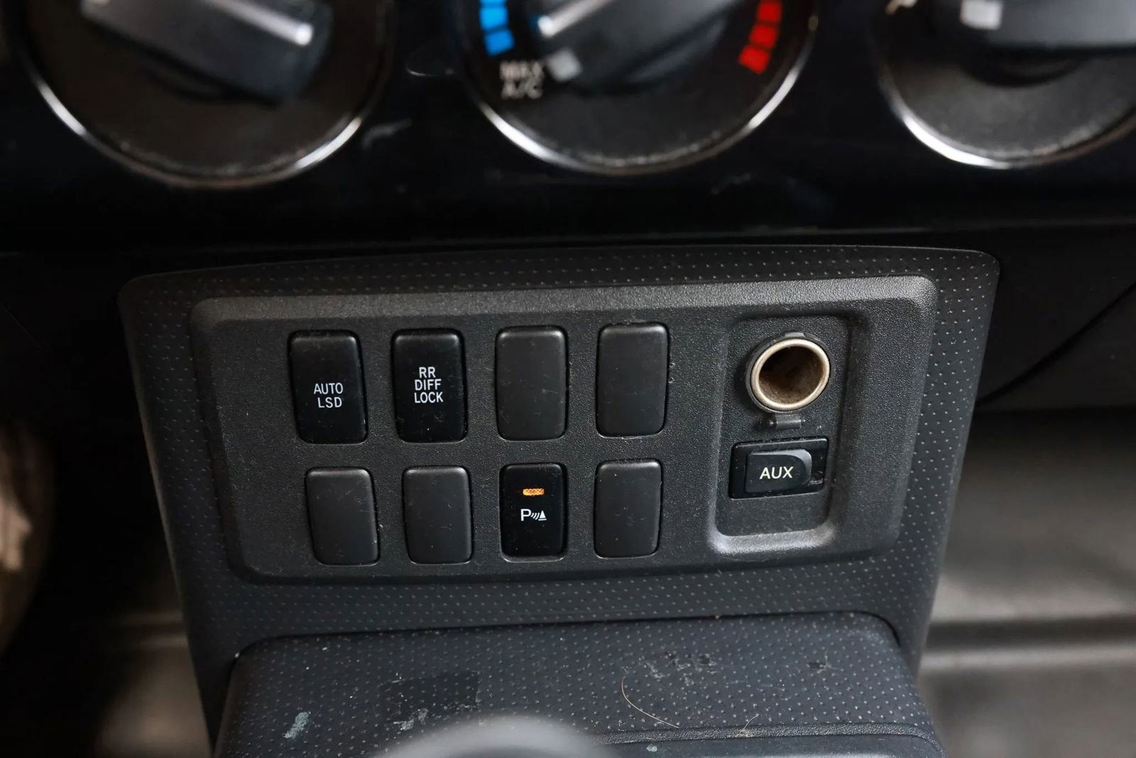 Used 2007 Toyota FJ Cruiser 2WD image 31