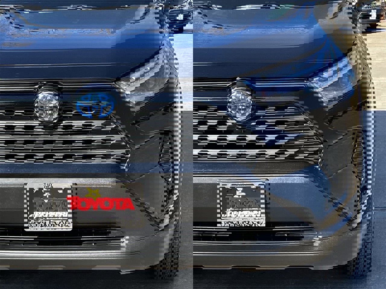 Used 2024 Toyota RAV4 XLE image 8