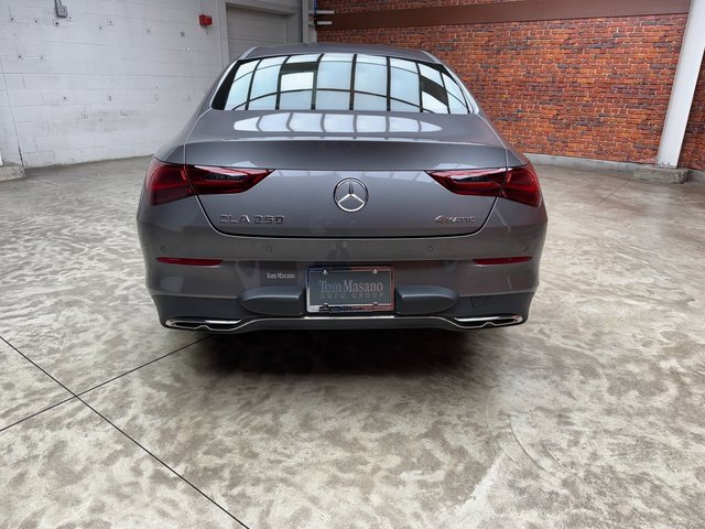 Used 2025 Mercedes-Benz CLA 250 4MATIC image 4