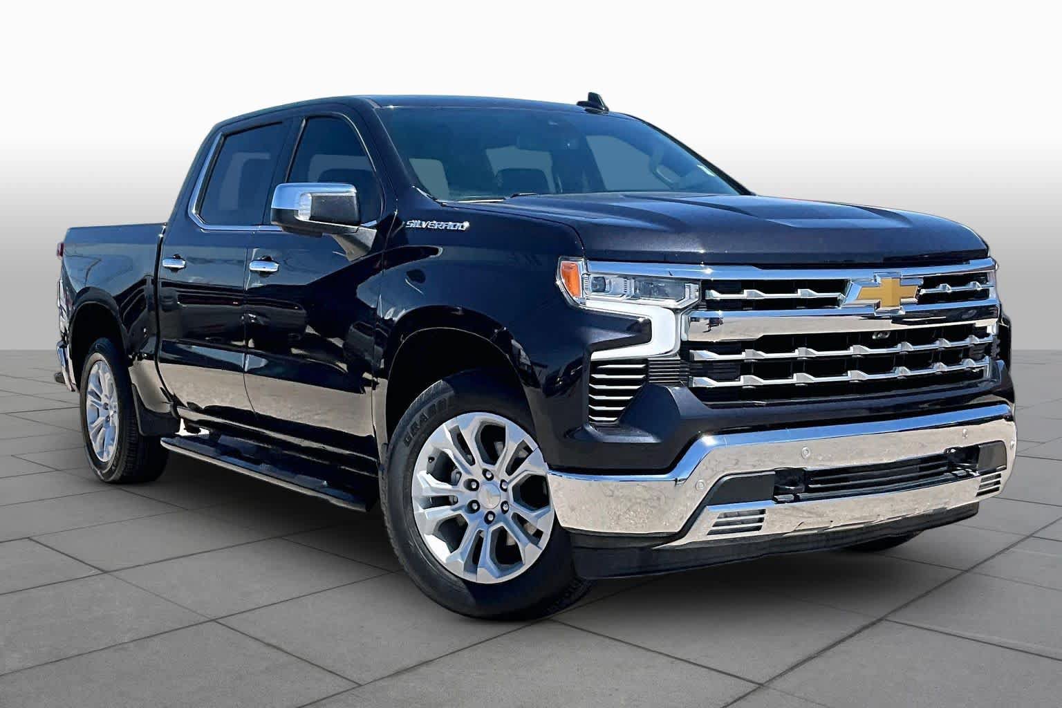 Used 2023 Chevrolet Silverado 1500 LTZ RWD image 3
