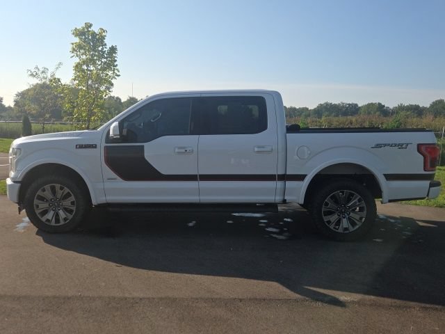 Used 2017 Ford F150 Lariat w/ Equipment Group 502A Luxury AWD/4WD image 11