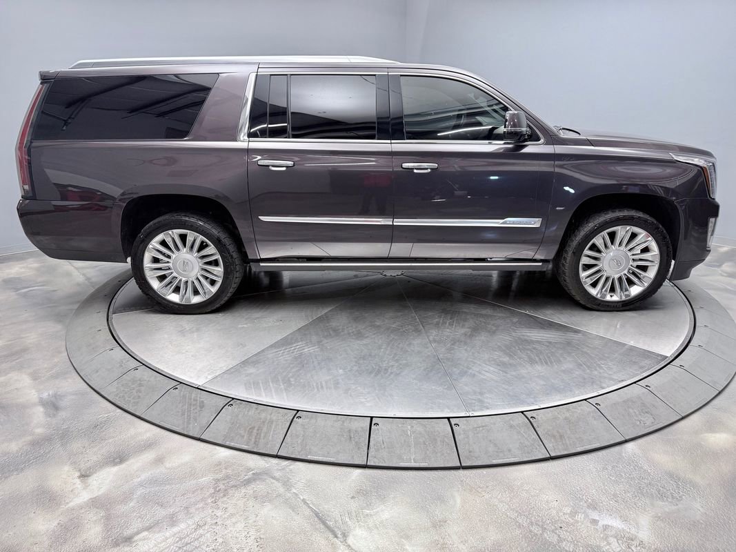 Used 2016 Cadillac Escalade ESV Platinum image 4