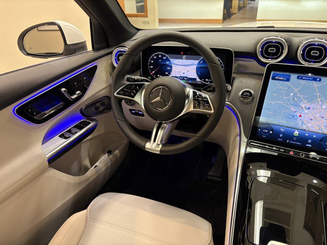 New 2026 Mercedes-Benz GLC 350e 4MATIC image 10
