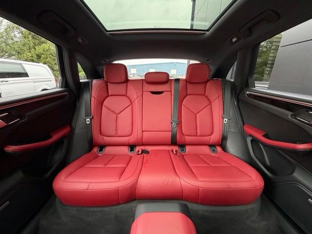 Used 2020 Porsche Macan S AWD/4WD image 59