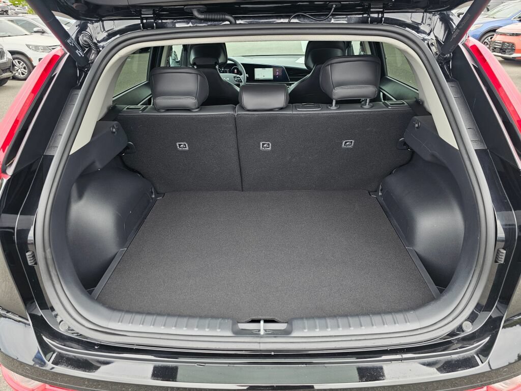 Certified 2025 Kia Niro Wind FWD image 23