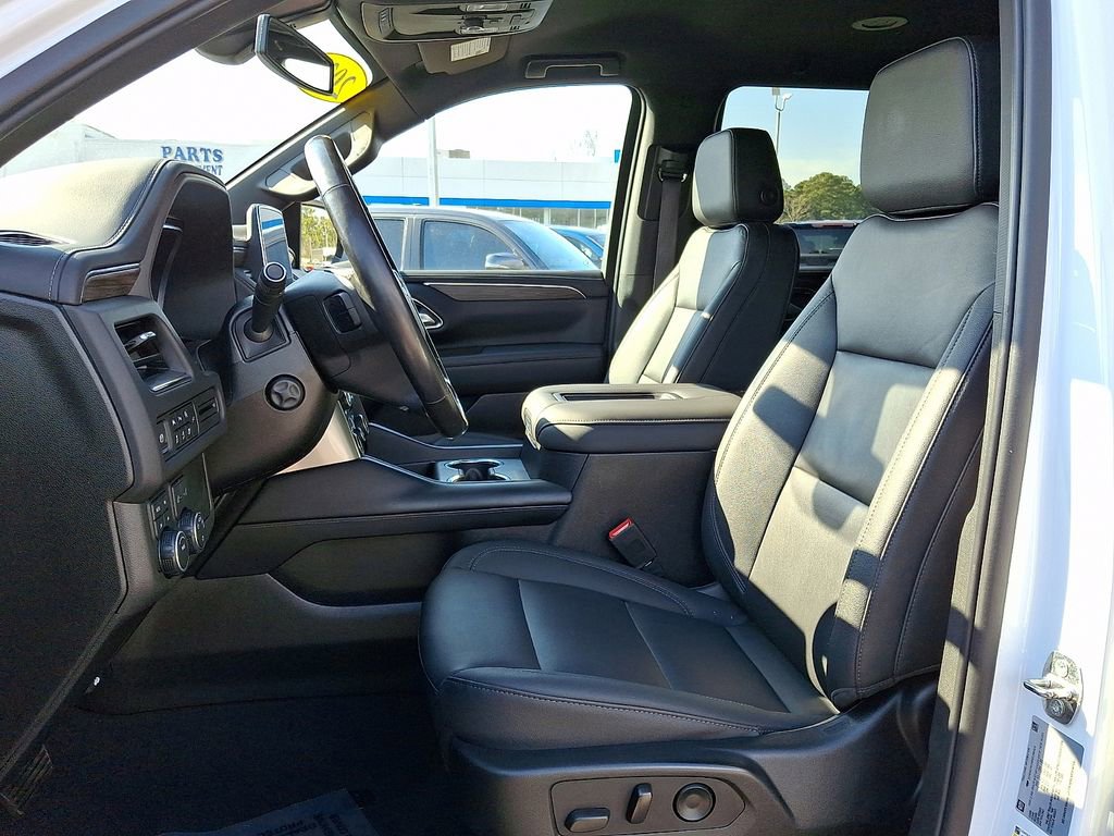 Used 2022 Chevrolet Tahoe Z71 w/ Luxury Package image 15