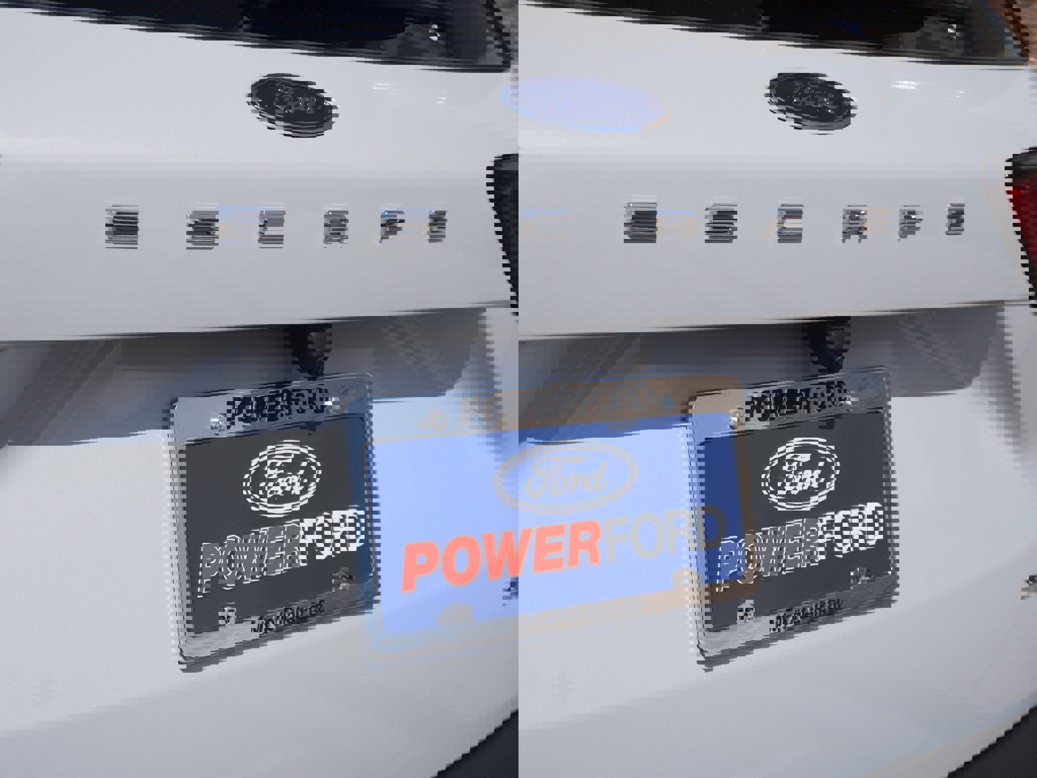 New 2025 Ford Escape ST-Line w/ Tech Pack #1 image 19