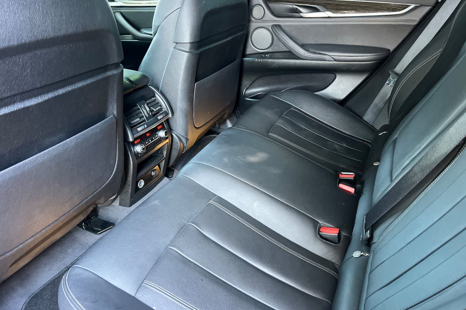 Used 2017 BMW X6 sDrive35i RWD image 5