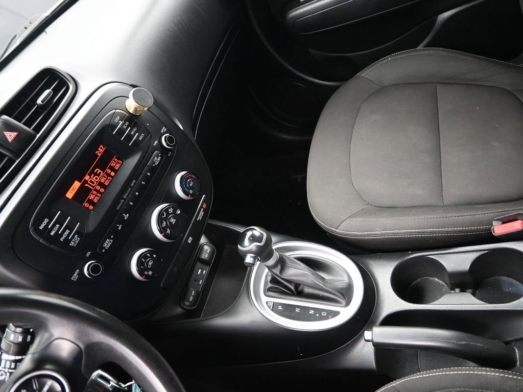 Used 2016 Kia Soul FWD image 12