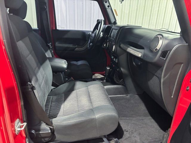 Used 2012 Jeep Wrangler Unlimited Sport image 27
