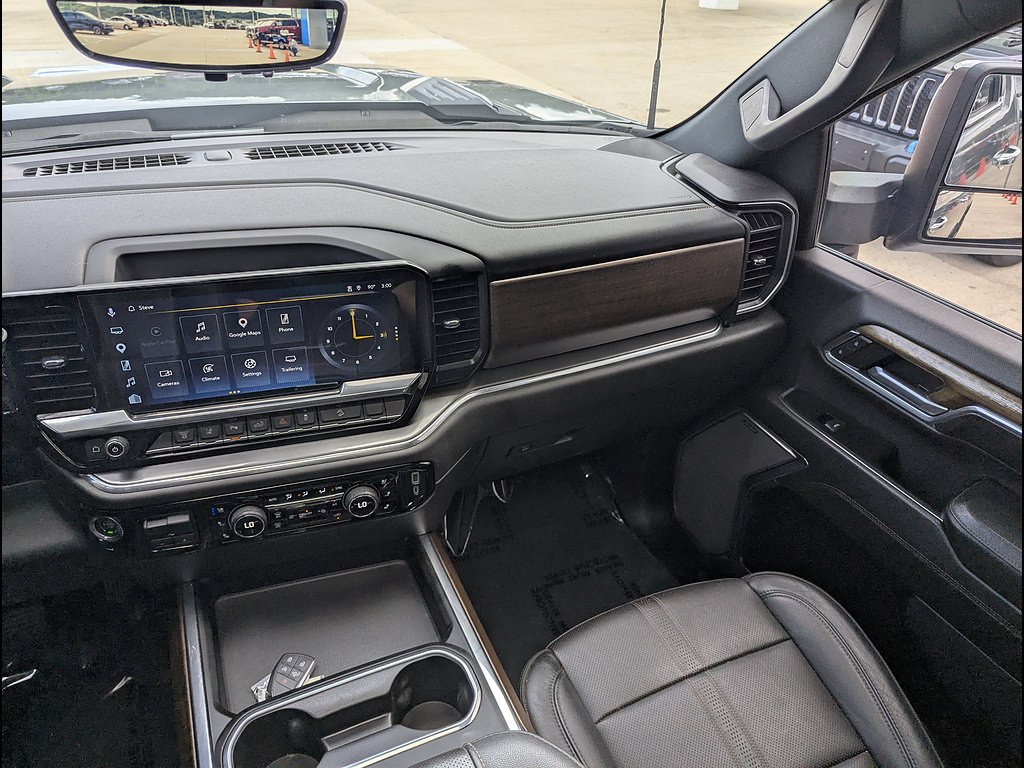 Used 2024 Chevrolet Silverado 2500 High Country w/ High Country Premium Package AWD/4WD image 28