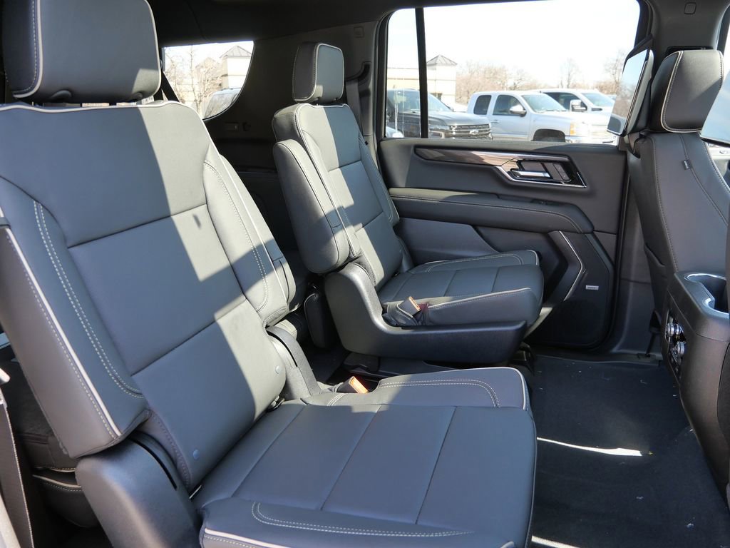 New 2026 GMC Yukon XL Elevation w/ Elevation Premium Package AWD/4WD image 28