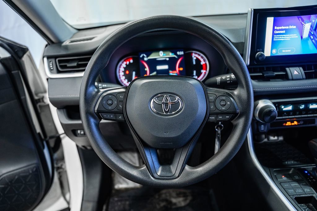 Used 2024 Toyota RAV4 LE image 24