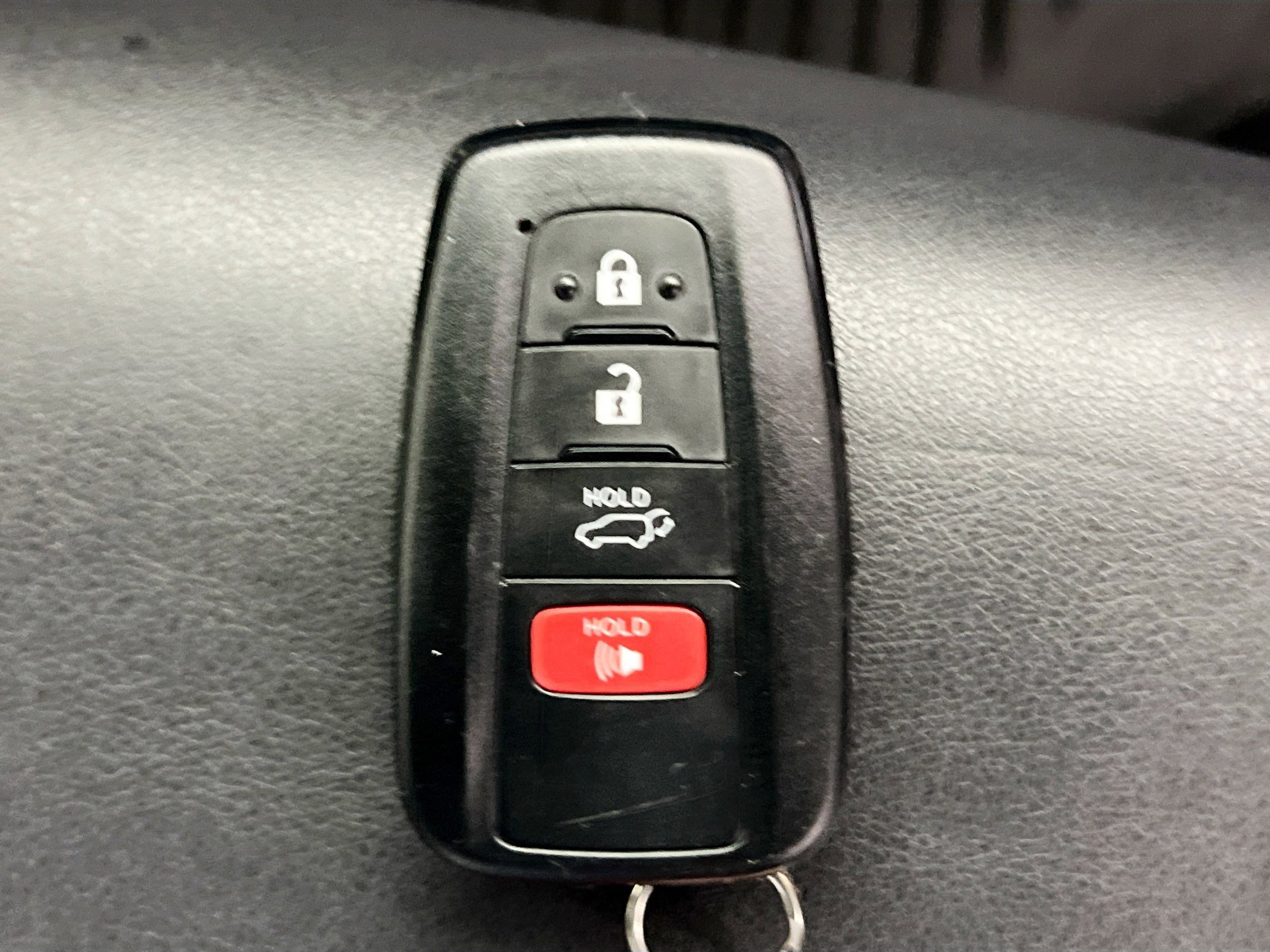 Used 2022 Toyota RAV4 XSE AWD/4WD image 36