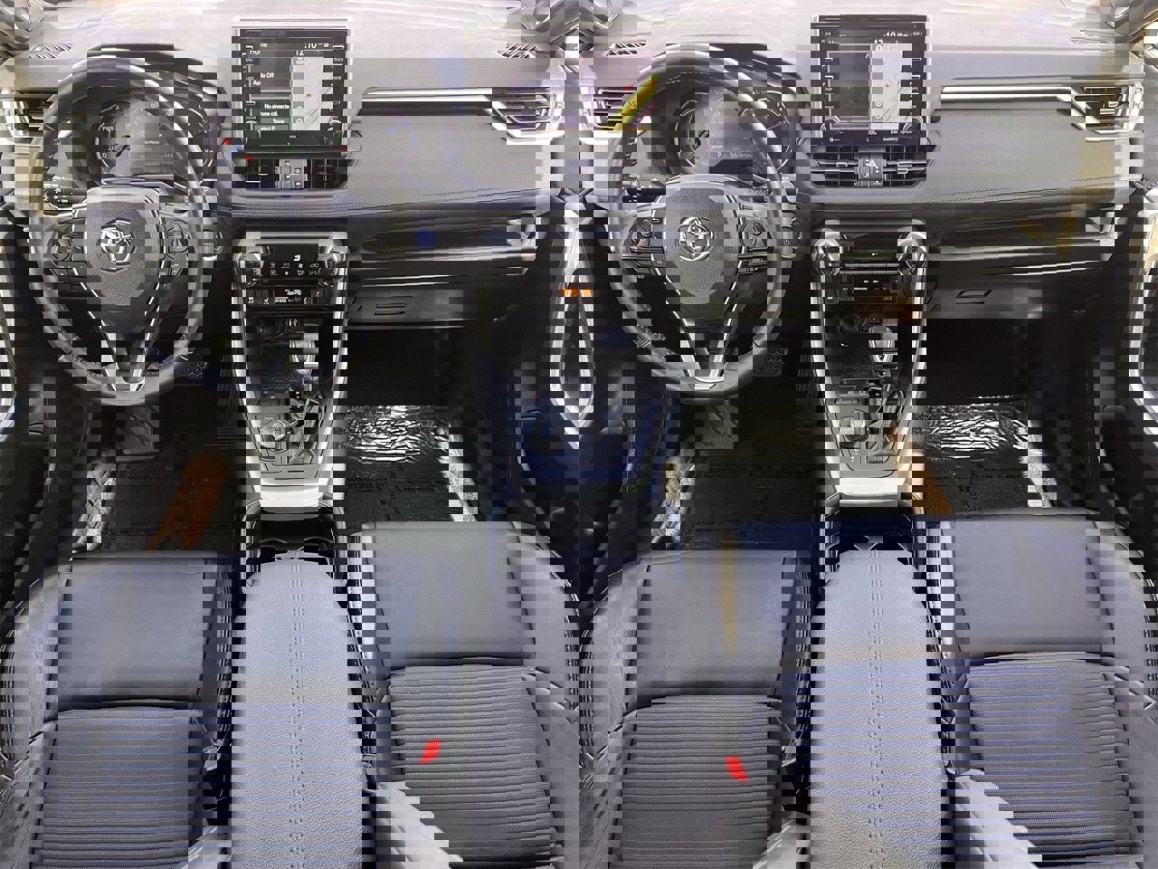 Used 2019 Toyota RAV4 XSE image 11