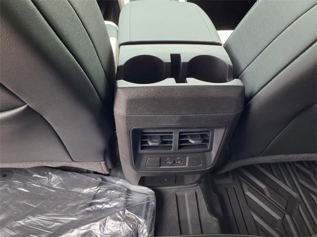 New 2025 Chevrolet Colorado LT w/ LT Convenience Package image 16