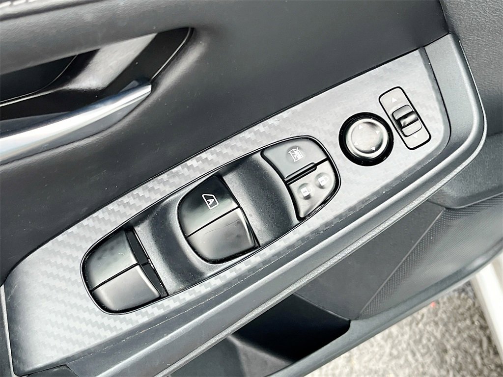 Used 2022 Nissan Sentra SV image 18