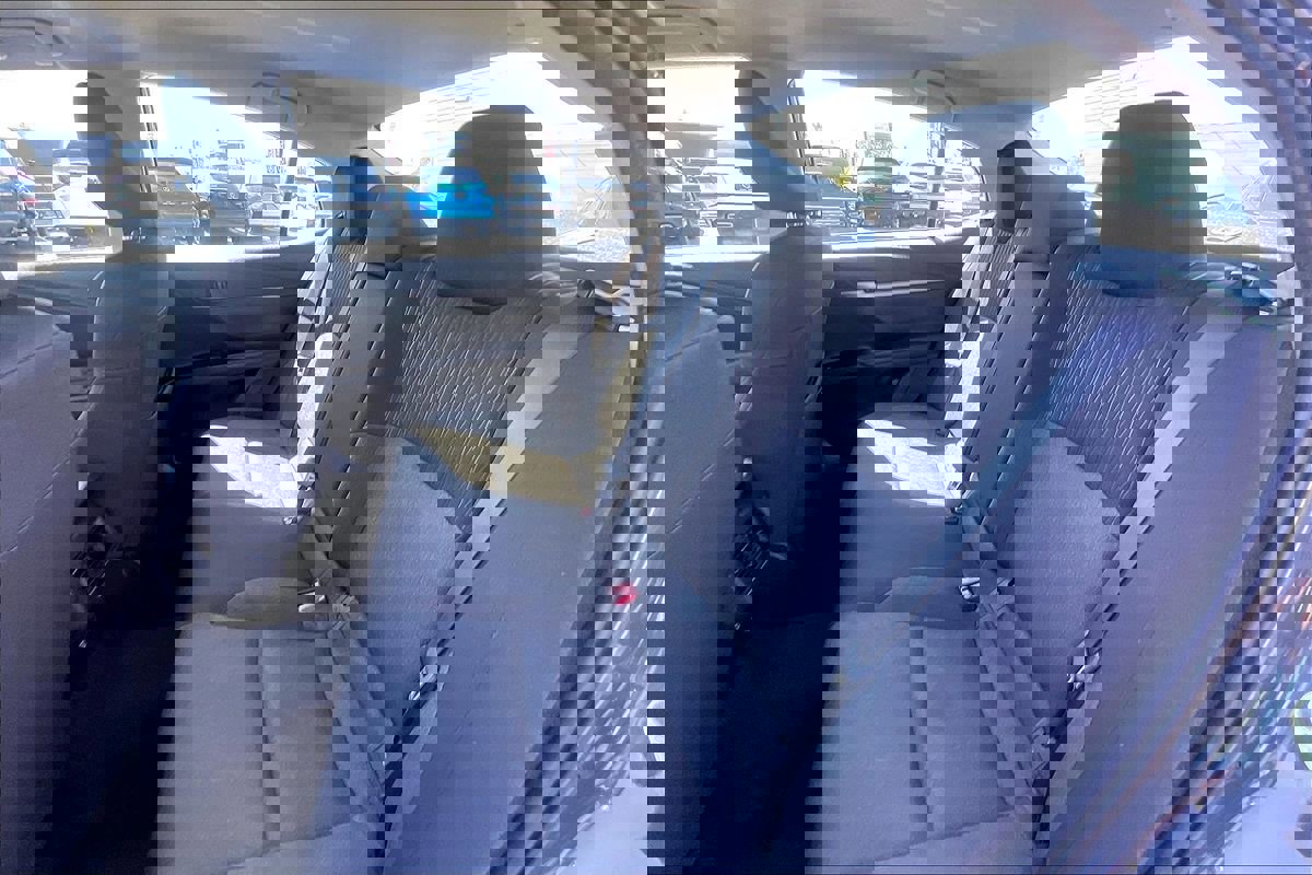 Used 2025 Toyota Camry LE image 24