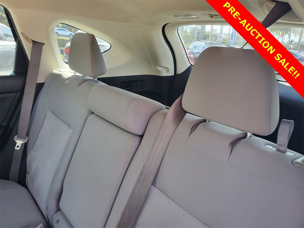 Used 2015 Honda CR-V LX image 12