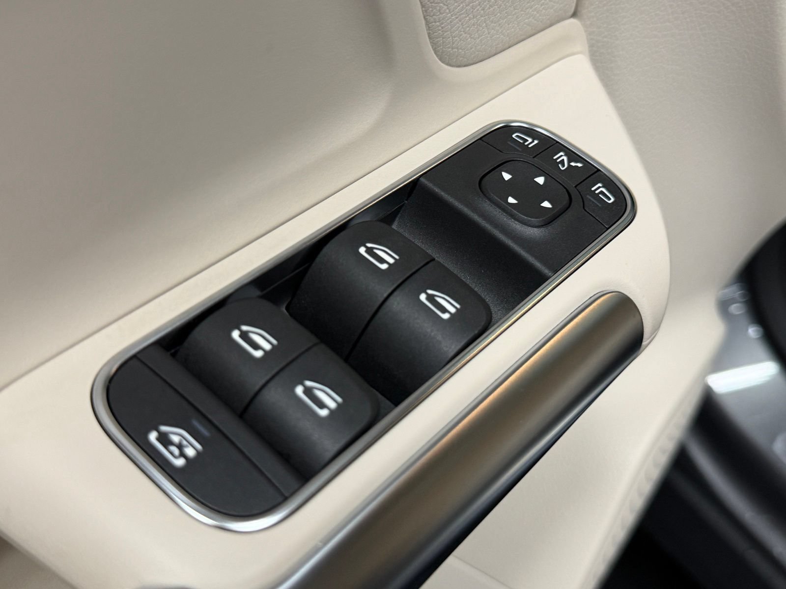 Certified 2026 Mercedes-Benz GLA 250 image 21