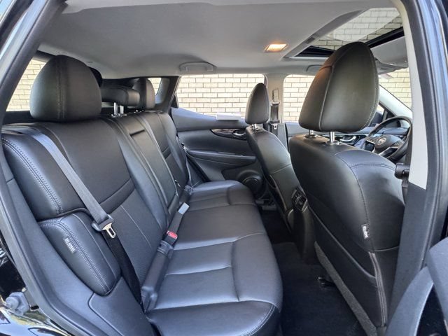 Used 2022 Nissan Rogue Sport SL w/ Premium Package AWD/4WD image 16