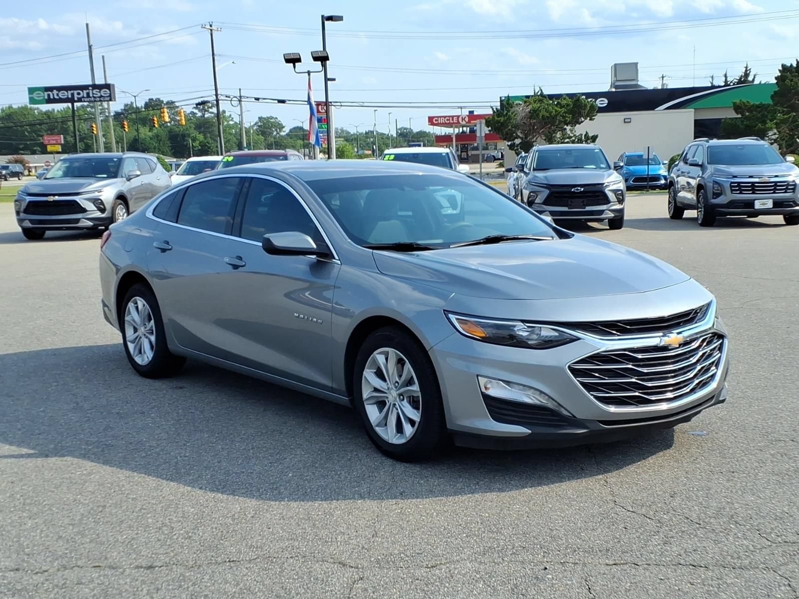 Used 2024 Chevrolet Malibu LT FWD image 7