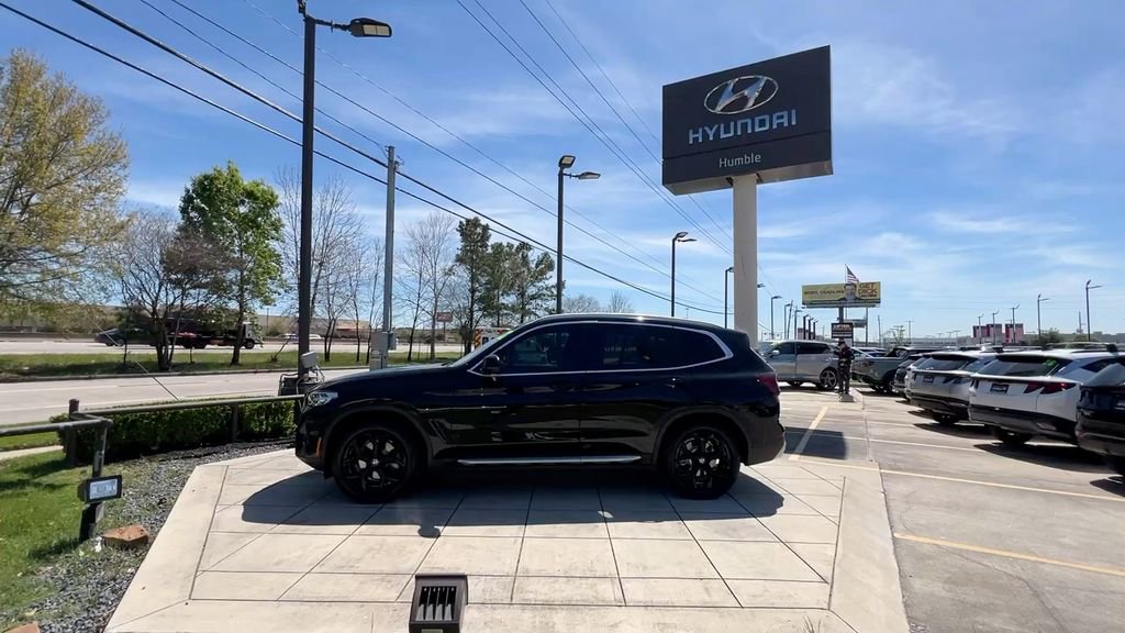 Used 2022 BMW X3 xDrive30i w/ Convenience Package image 3