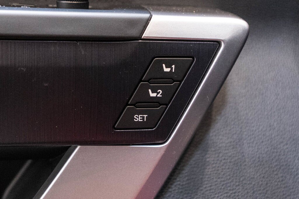 Certified 2024 Toyota Tundra Platinum AWD/4WD image 22