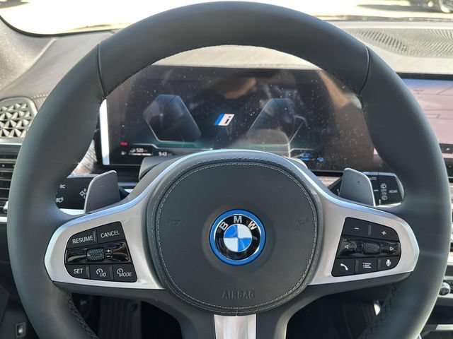 New 2026 BMW X5 xDrive50e w/ M Sport Package AWD/4WD image 15