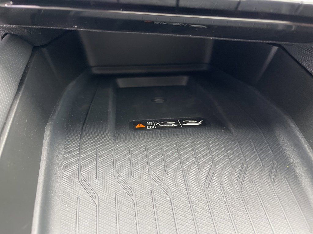 New 2025 Chevrolet Equinox EV RS image 30