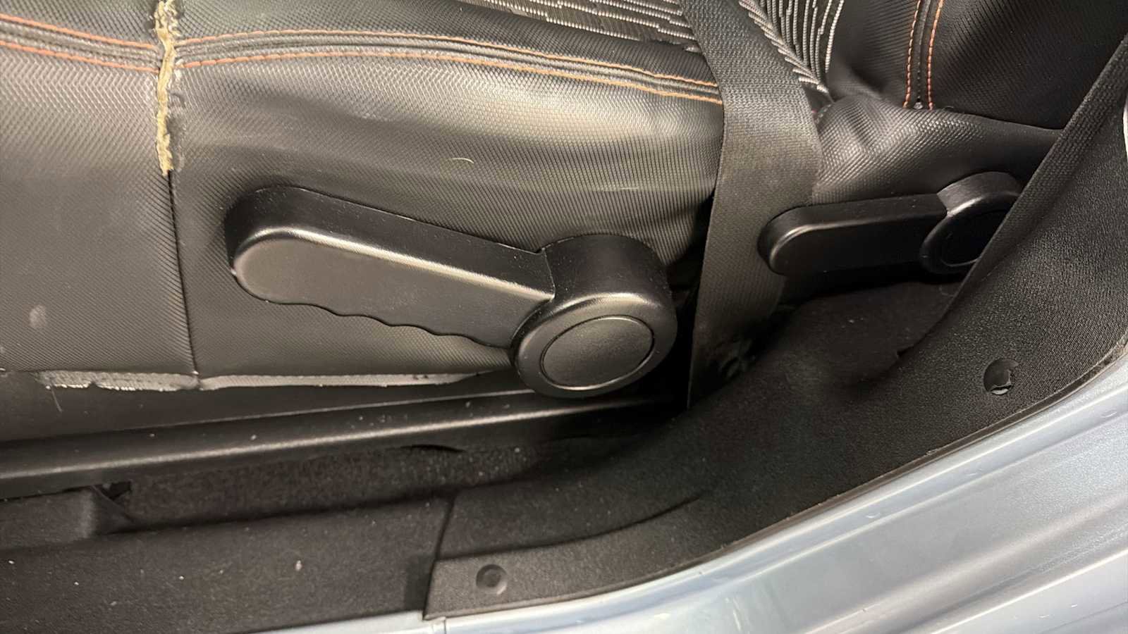 Used 2012 Jeep Wrangler Arctic image 14