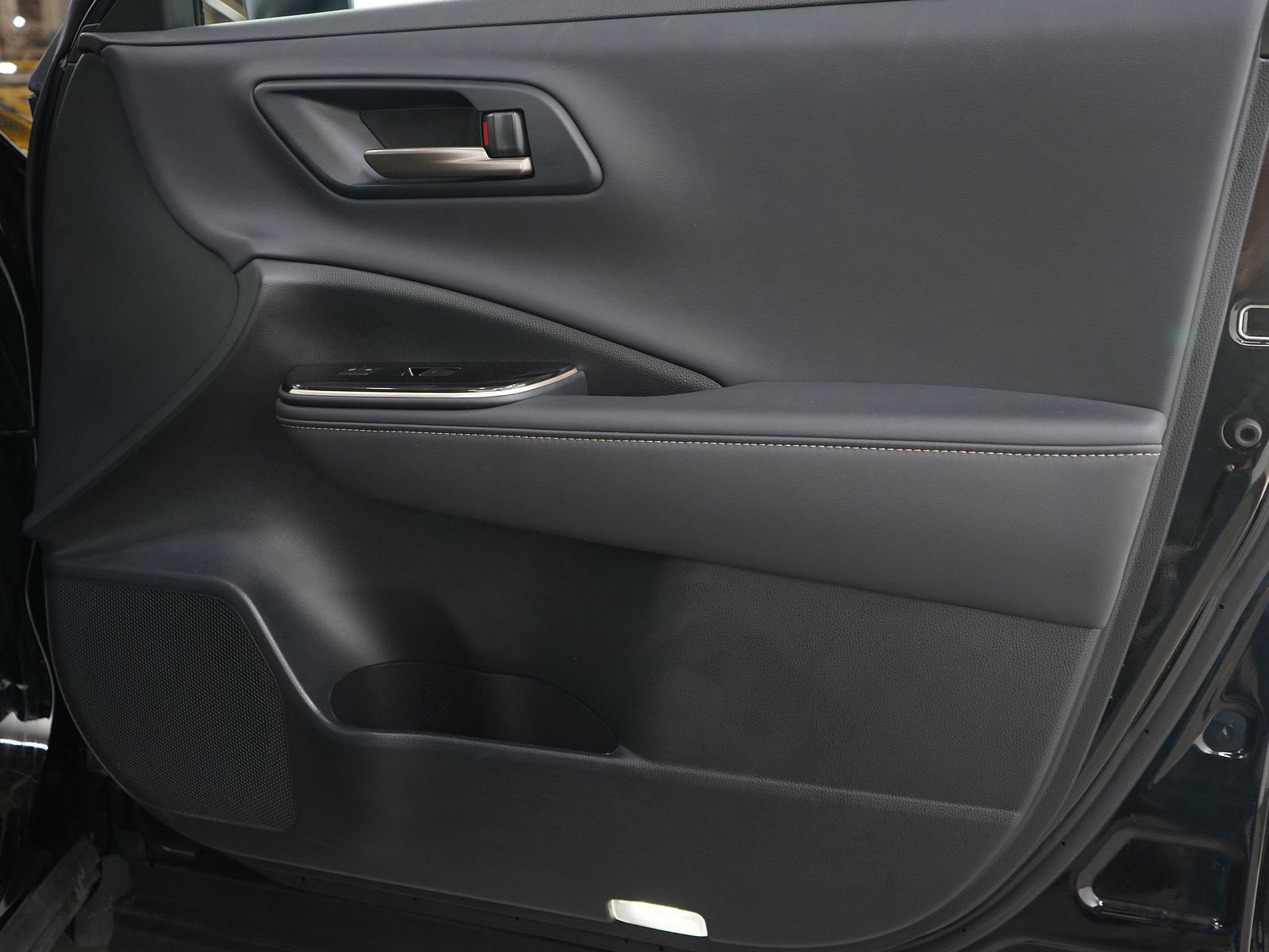 Used 2024 Toyota Crown Limited AWD/4WD image 7