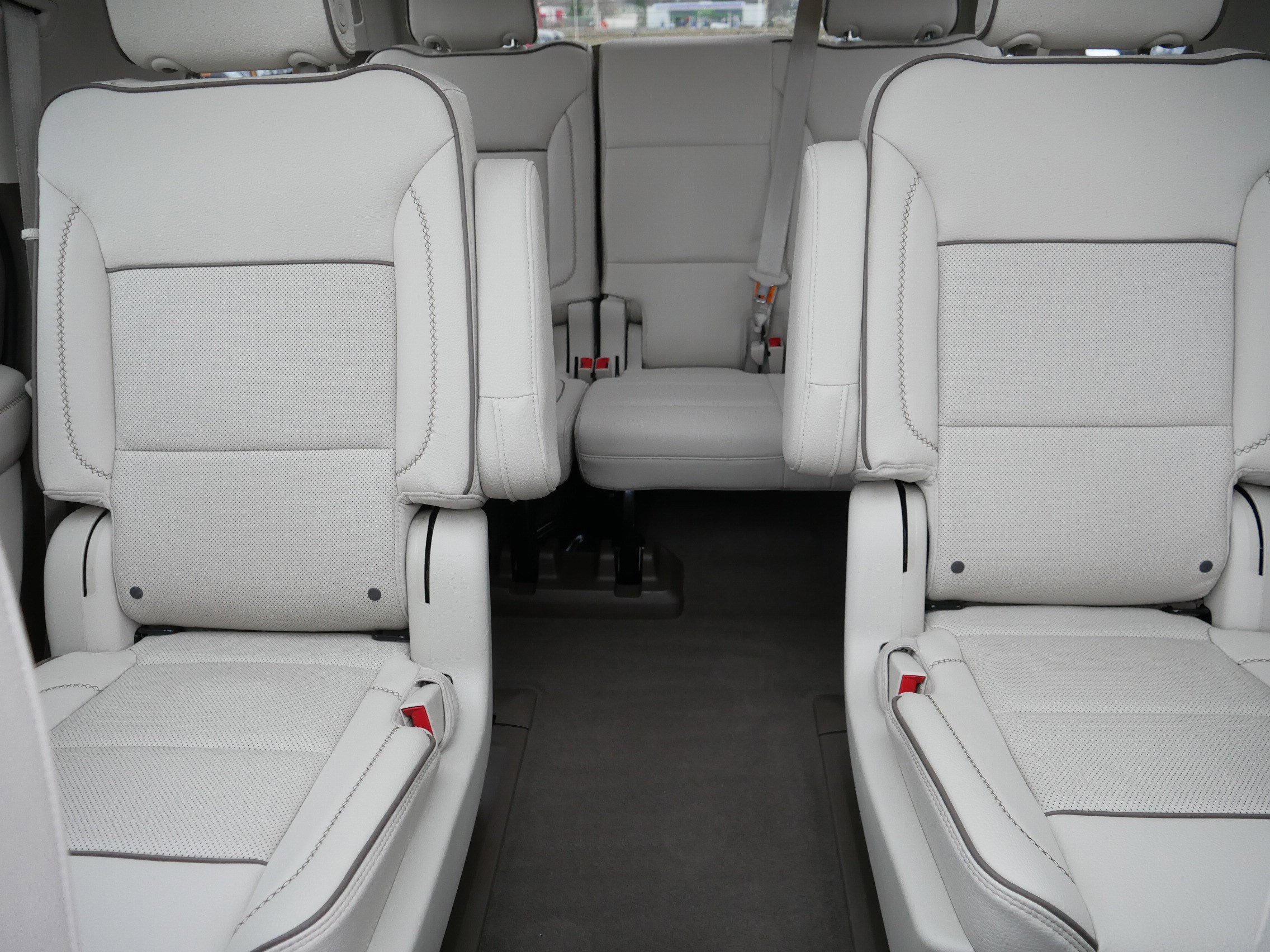 Used 2022 GMC Yukon Denali image 13