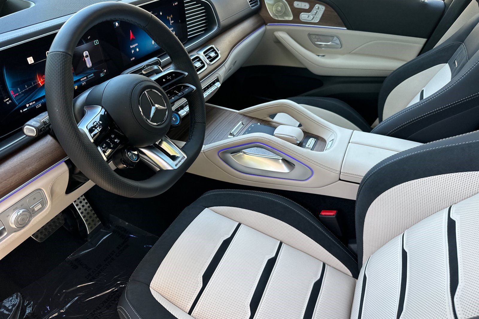 New 2026 Mercedes-Benz GLS 63 AMG 4MATIC image 4