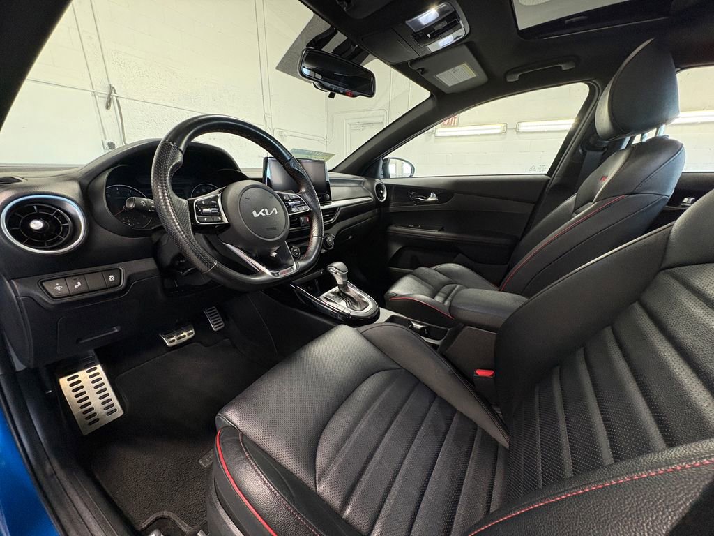 Used 2023 Kia Forte GT w/ GT2 Package image 20