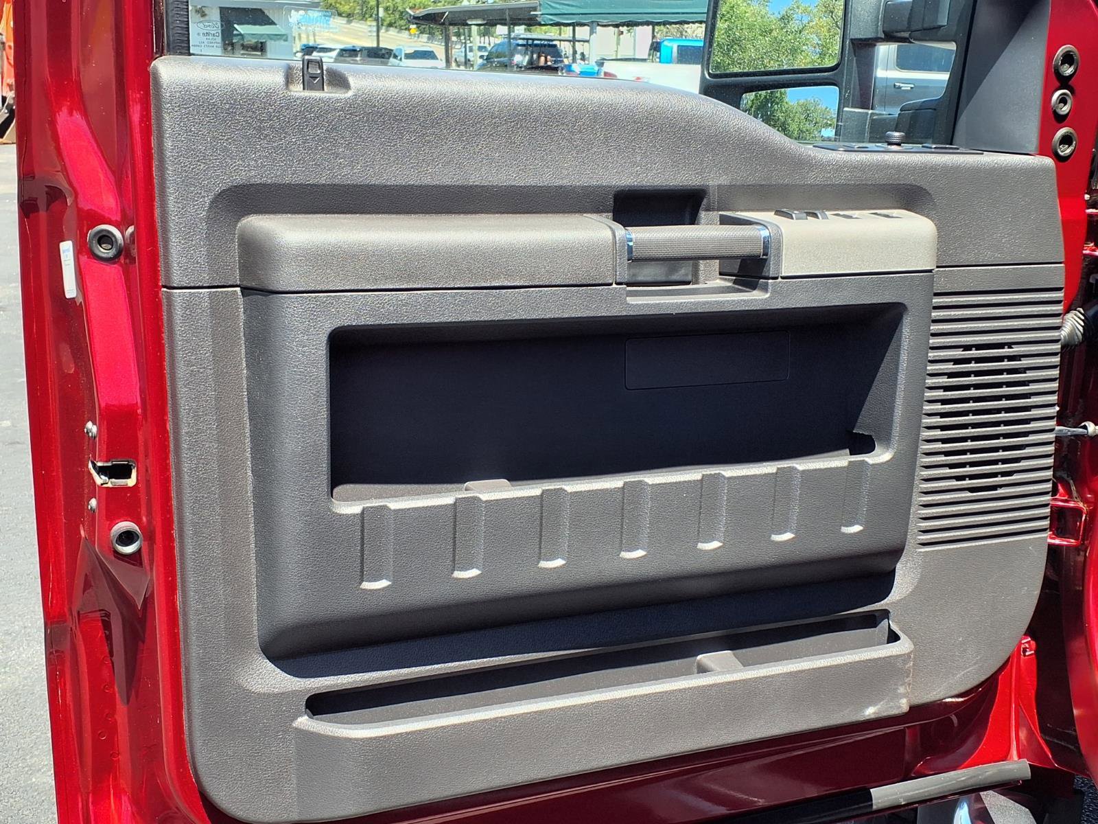 Used 2016 Ford F350 Lariat w/ Lariat Ultimate Package image 15