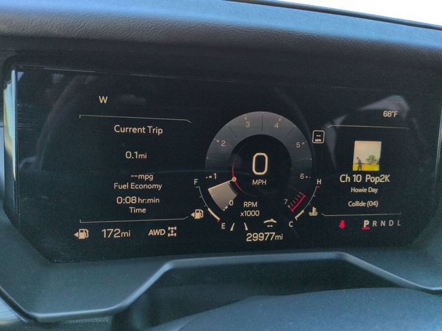Used 2025 GMC Acadia Elevation AWD/4WD image 13