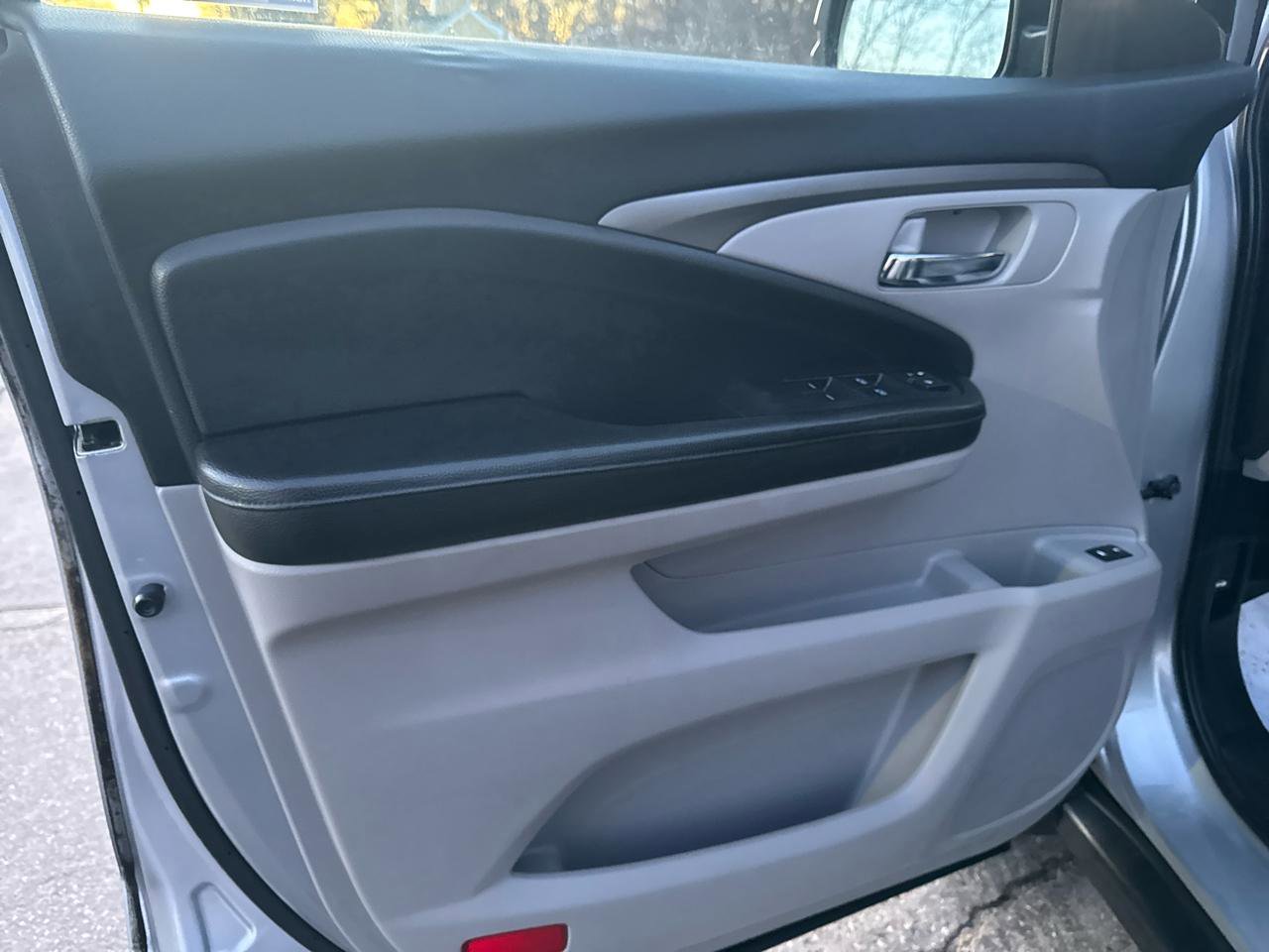 Used 2018 Honda Pilot EX-L image 19