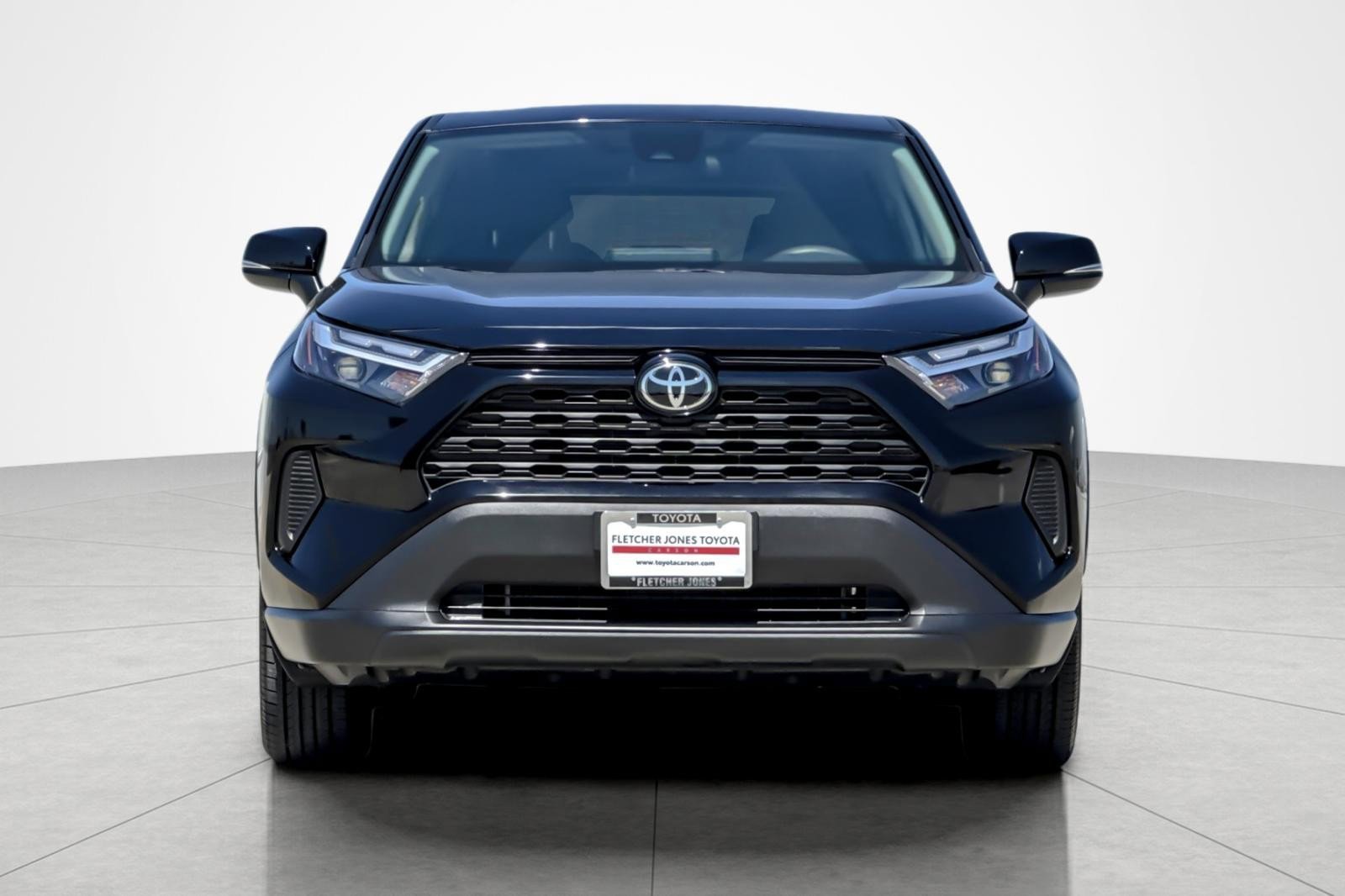 Certified 2025 Toyota RAV4 LE FWD image 8