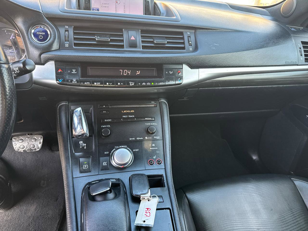Used 2013 Lexus CT 200h Base w/ F Sport Pkg w/Nuluxe Trim FWD image 18
