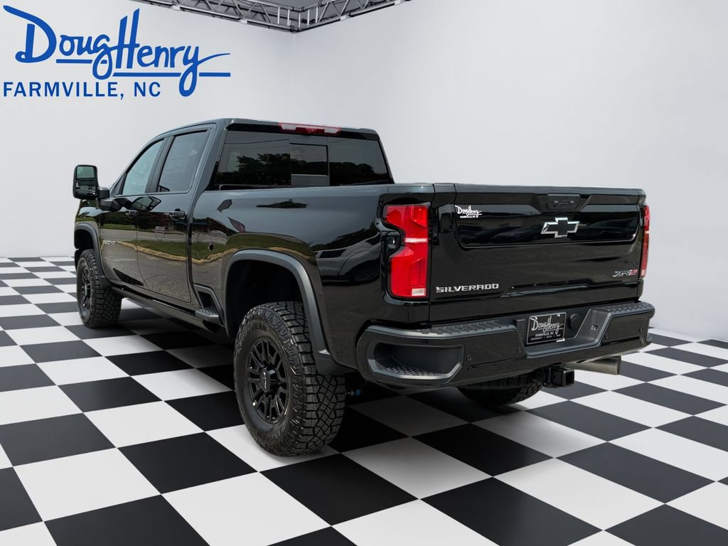 New 2026 Chevrolet Silverado 2500 ZR2 AWD/4WD image 3