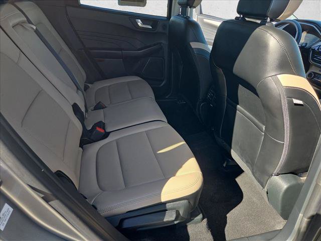 Used 2022 Ford Escape SEL w/ Technology Package FWD image 22
