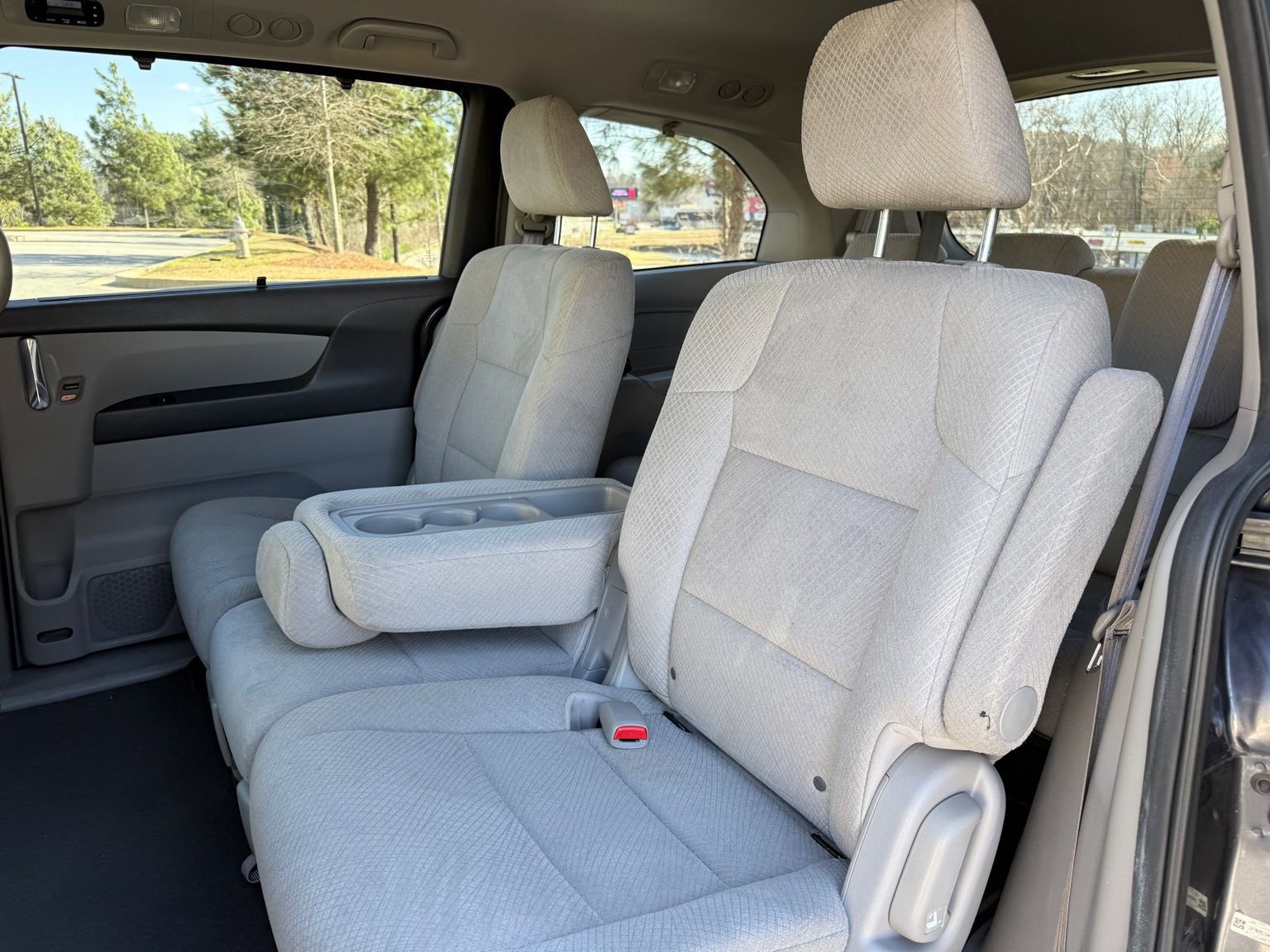 Used 2016 Honda Odyssey SE image 39