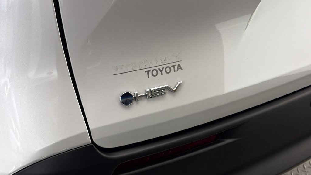 Certified 2026 Toyota Sienna XLE FWD image 7
