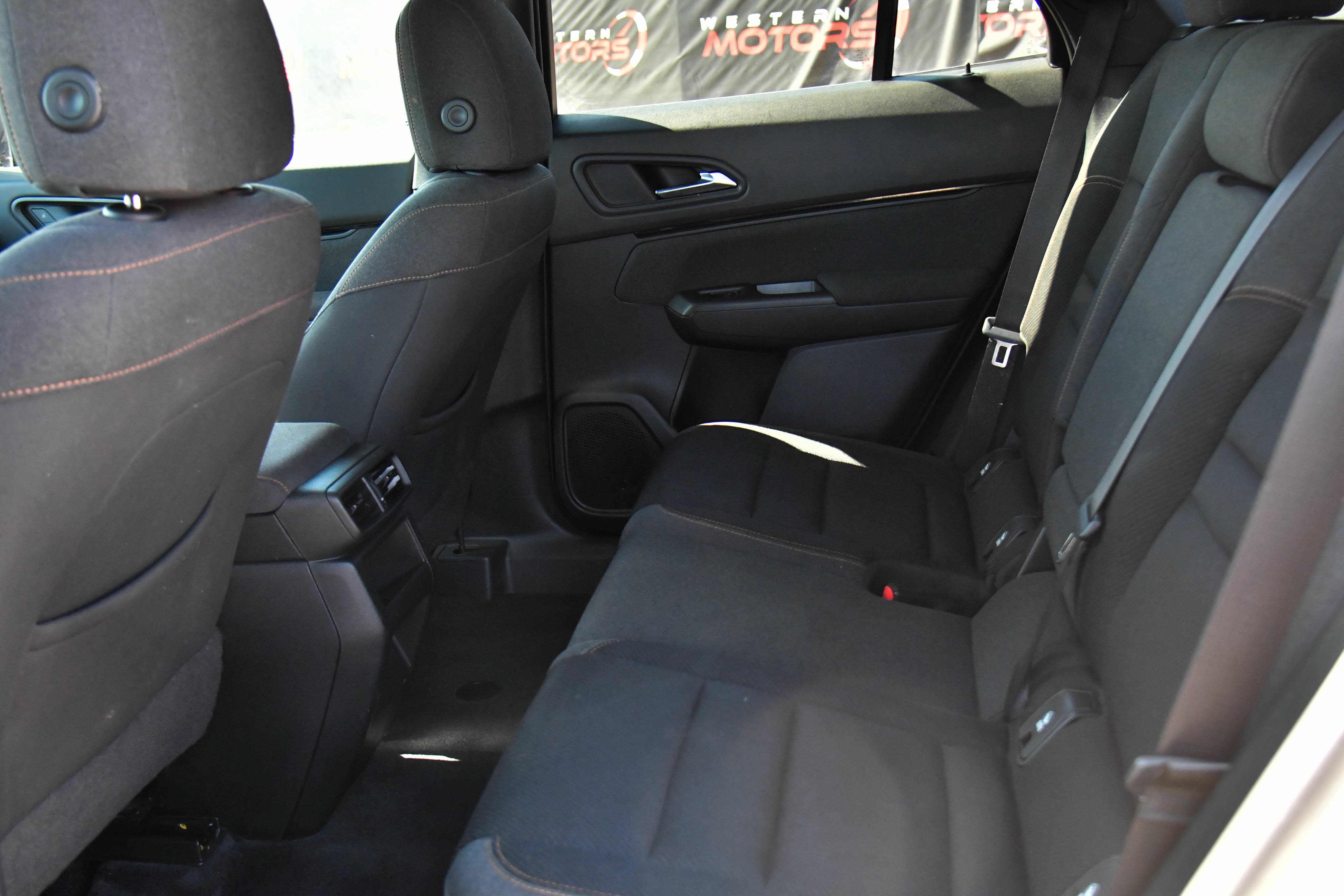 Used 2024 Honda Prologue EX image 38