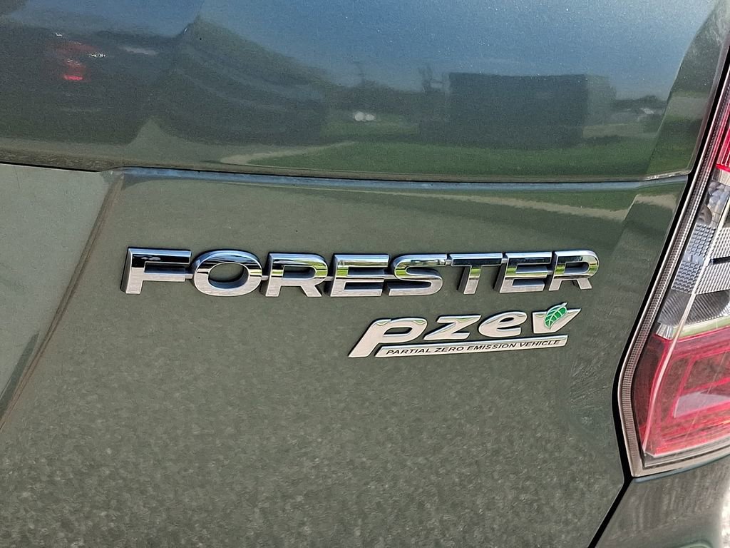 Used 2015 Subaru Forester 2.5i Touring w/ Eyesight & Navigation System image 30