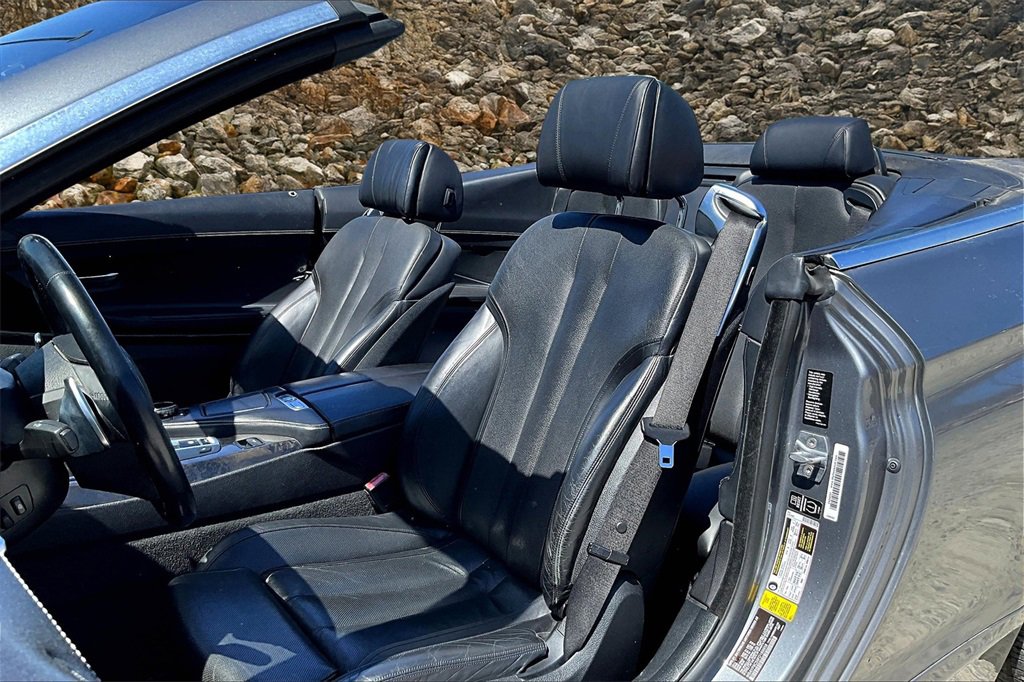 Used 2015 BMW 650i Convertible w/ Executive Package image 23