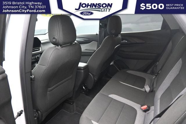 Used 2024 Chevrolet TrailBlazer LS w/ LS Convenience Package AWD/4WD image 16