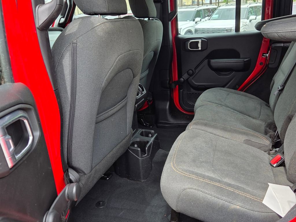 Used 2024 Jeep Wrangler Sport image 7